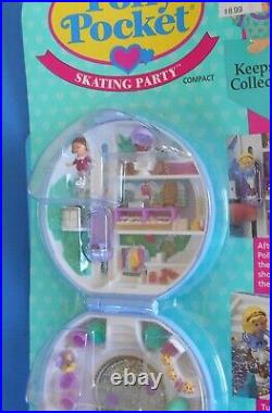 1994 Vintage Polly Pocket Skating Party Compact with 2 Dolls Complete in Package