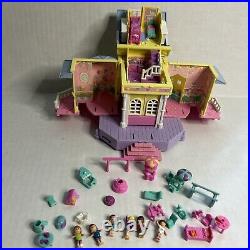 1995 Polly Pocket COMPLETE Clubhouse Pop-Up Party Play House Bluebird 6 Dolls