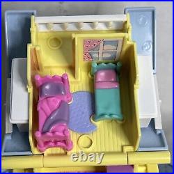 1995 Polly Pocket COMPLETE Clubhouse Pop-Up Party Play House Bluebird 6 Dolls