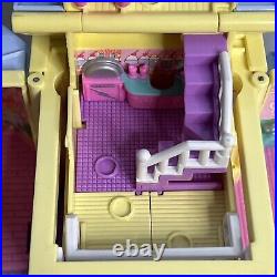 1995 Polly Pocket COMPLETE Clubhouse Pop-Up Party Play House Bluebird 6 Dolls