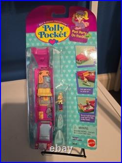 1995 Polly Pocket Vintage COMPLETE Pool Party on the Go Bluebird Toys 1995 Polly Pocket Vintage COMPLETE Pool Party on the Go Bluebird Toys