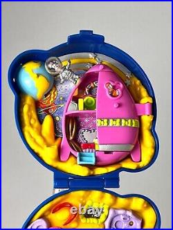 1996 Polly Pocket Bluebird Minnie Mouse Space Playcase Complete All Original