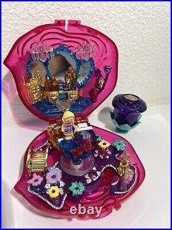1996 Polly pocket sweet Roses Sparkle Surprise Bluebird Toys Vintage