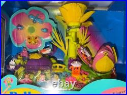1998 Polly Pocket Totally Flowers Village Unopened -From A Smoking Environment