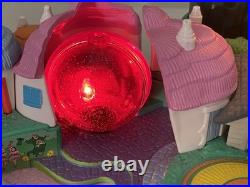 2001 Mattel Polly Pocket Wizard of Oz Emerald City Playset 5 Figures LIGHTS WORK