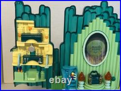2001 Mattel Polly Pocket Wizard of Oz Emerald City Playset 5 Figures LIGHTS WORK