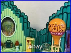 2001 Mattel Polly Pocket Wizard of Oz Emerald City Playset 5 Figures LIGHTS WORK