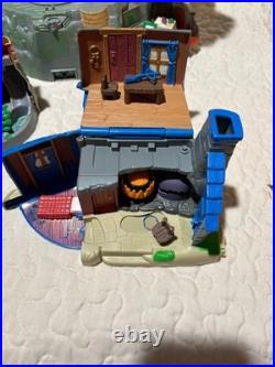 5pc Lot Vintage Harry Potter Polly Pocket Hogwarts Castle 2001