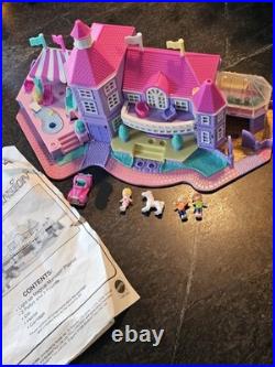 BLUEBIRD Polly Pocket Magical Mansion working lights with figures