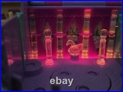 BLUEBIRD Polly Pocket Magical Mansion working lights with figures