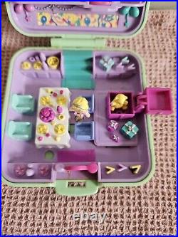 Bluebird Polly Pocket 1989 Polly's Partytime Surprise Near Complete Mint Green