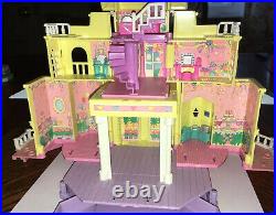 Bluebird Polly Pocket 1995 Clubhouse Pop-Up Party Play House 5 DOLLS & Furniture