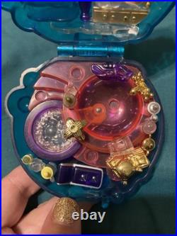 Bluebird Polly Pocket Bubbly Bath Playset 1996 Vintage