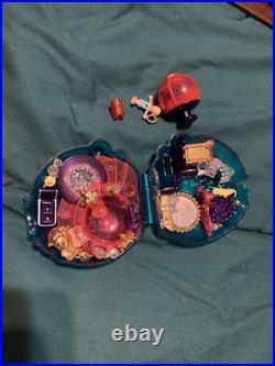 Bluebird Polly Pocket Bubbly Bath Playset 1996 Vintage