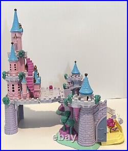 Bluebird Polly Pocket Cinderella Enchanted Castle Playset 1995 Disney w 6 Dolls