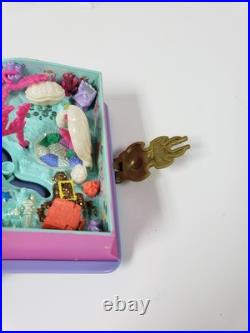 Bluebird Polly Pocket Sparkling Mermaid Adventure Storybook Lights work 5 figure