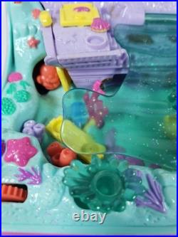 Bluebird Polly Pocket Sparkling Mermaid Adventure Storybook Lights work 5 figure