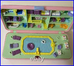 Bluebird Vintage Polly Pocket 1989 Pool Party Playset Compact & Dolls Complete