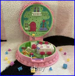 Bluebird Vintage Polly Pocket 1994 Birthday Surprise Compact Dolls Playset Toy