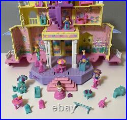 Bluebird Vintage Polly Pocket 1995 Clubhouse Pop Up Party Play House Set