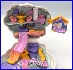 Disney Hercules Polly Pocket Playset 1996 VINTAGE Compact with Figures RARE READ Disney Hercules Polly Pocket Playset 1996 VINTAGE Compact with Figures RARE READ