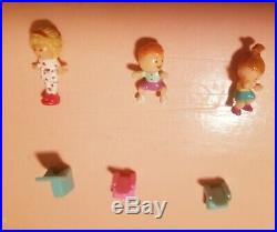 LOT Of 23 VINTAGE POLLY POCKET Pieces 18 MINI FIGURES AND 5 pieces of FURNITURE
