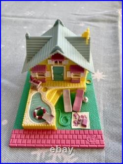 Large lot- 11 Vintage Polly Pockets Pollyville Houses and Playsets