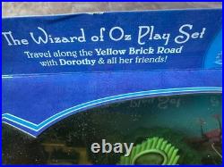 New In Box Vintage Mattel 2001 Wizard of Oz City Light Up Polly Pocket Play Set New In Box Vintage Mattel 2001 Wizard of Oz City Light Up Polly Pocket Play Set