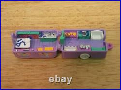 POLLY POCKET- PET SURGERY on the GO 100% COMPLETE- 1996 BLUEBIRD TOYS / MATTEL