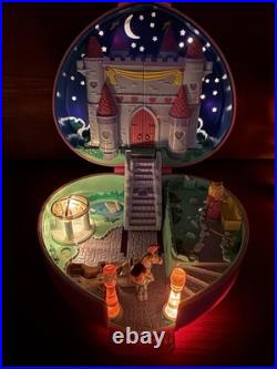 Perfect 1992 Vintage Bluebird Polly Pocket Starlight Castle? Complete withSwan