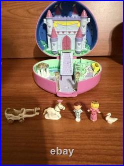 Perfect 1992 Vintage Bluebird Polly Pocket Starlight Castle? Complete withSwan