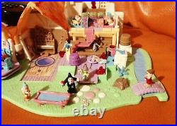 Polly Pocket 1995 Disney Snow White Cottage ALL 9 Figures Bundle lights up