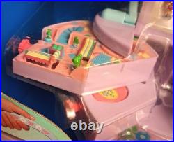 Polly Pocket BEAUTY CASE PLAYSET withPretty Me Cosmetics 1991 Bluebird NIB Vintage