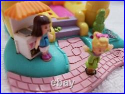 Polly Pocket BOUNCY CASTLE HOUSE COMPLETE! 1996