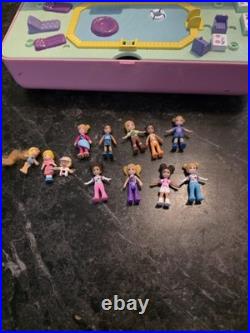 Polly Pocket Bluebird 1989 Pool Party Compact & Lot Of 12 PP Dolls & Misc Acces