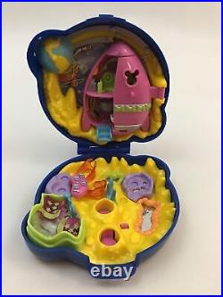 Polly Pocket Bluebird Minnie Mouse Space Playcase 4 Figures complete 1996