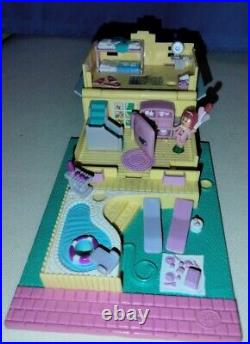 Polly Pocket Bluebird Summer House