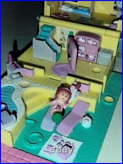 Polly Pocket Bluebird Summer House