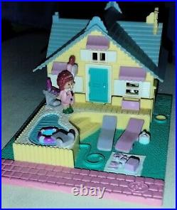 Polly Pocket Bluebird Summer House