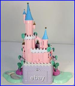 Polly Pocket CINDERELLA Light Up CASTLE 1995 Vintage Bluebird With 7 Figures