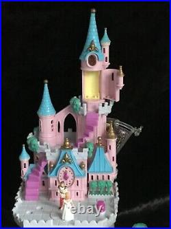 Polly Pocket Cinderella Castle % COMPLETE with Coach & Horses LIGHTS UP
