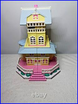 Polly Pocket Clubhouse Bluebird Almost Complete Pop Up Playhouse and Figures Vtg