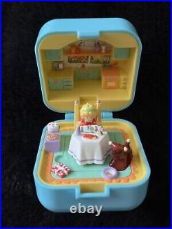 Polly Pocket Dinnertime Ring and Ring Case 1991 Vintage Bluebird 100% COMPLETE