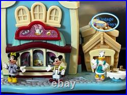 Polly Pocket Disney Daisy's Boutique 1996 Vintage Bluebird Polly 100% COMPLETE Polly Pocket Disney Daisy's Boutique 1996 Vintage Bluebird Polly 100% COMPLETE