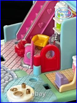 Polly Pocket Disney Daisy's Boutique 1996 Vintage Bluebird Polly 100% COMPLETE Polly Pocket Disney Daisy's Boutique 1996 Vintage Bluebird Polly 100% COMPLETE