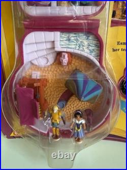 Polly Pocket Disney HUNCHBACK of NOTRE DAME Playset Vintage 1995 Bluebird NIP