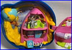 Polly Pocket Disney Minnie's Space Compact 1996 Complete with Aliens