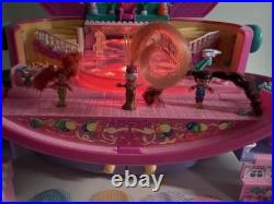 Polly Pocket Hat Box Light UP FASHION SHOW Playset 1995 Vtg Bluebird COMPLETE
