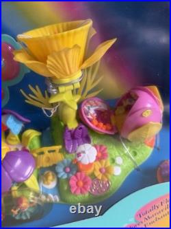 Polly Pocket PETAL VILLAGE 1997 Vintage Bluebird Toys NEW SEALED
