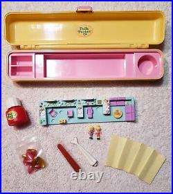Polly Pocket PRETTY NAILS Playset NEW 100% COMPLETE! 1989